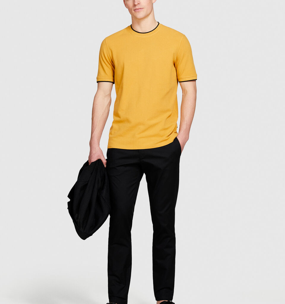 Clashing t-shirt - men's short sleeve t-shirts - Mustard | Sisley image number 1